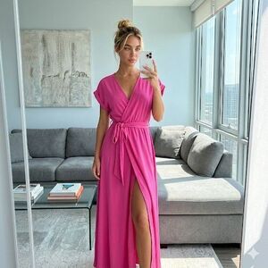 VTG Meghan LA Pink Wrap Maxi Dress Size M V Neck Tie Waist Romantic Boho Summer